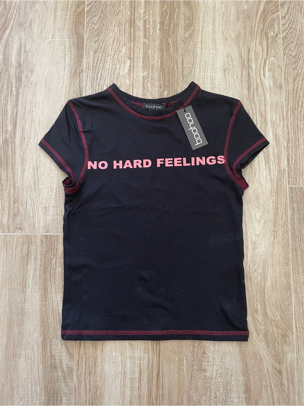 boohoo Black Tee with Pink 'NO HARD FEELINGS' Slogan
